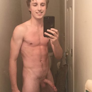 selfie blond nackt